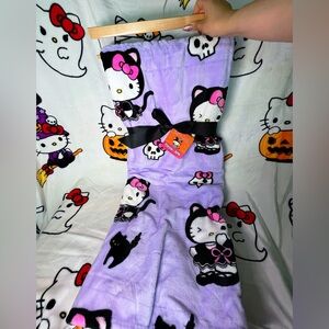 Hello Kitty Halloween Purple Throw Blanket